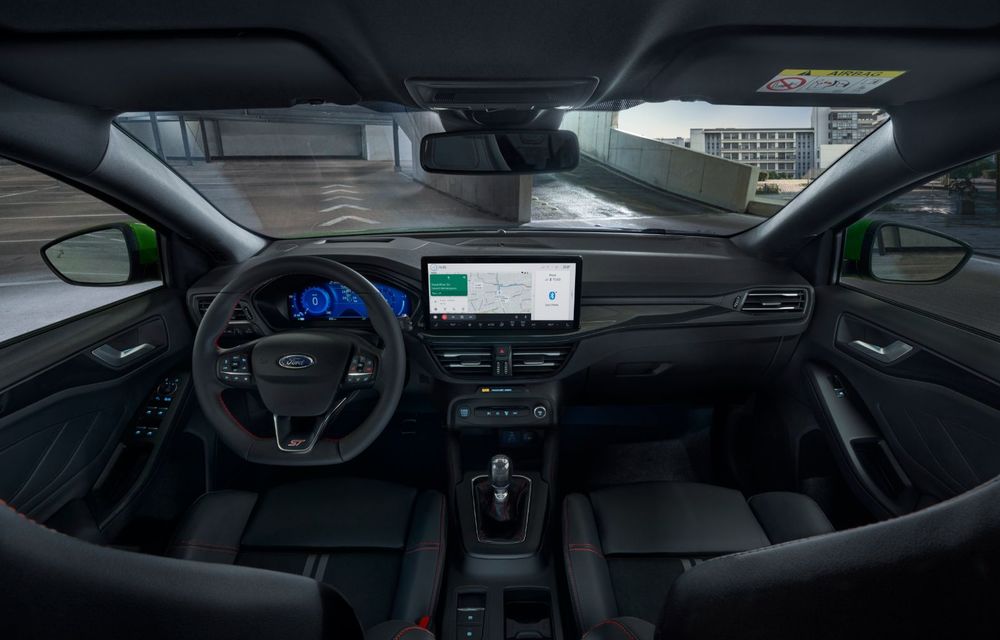 Ford Focus facelift: display central de 13.2 inch și preț de pornire de 15.300 de euro cu Rabla - Poza 21