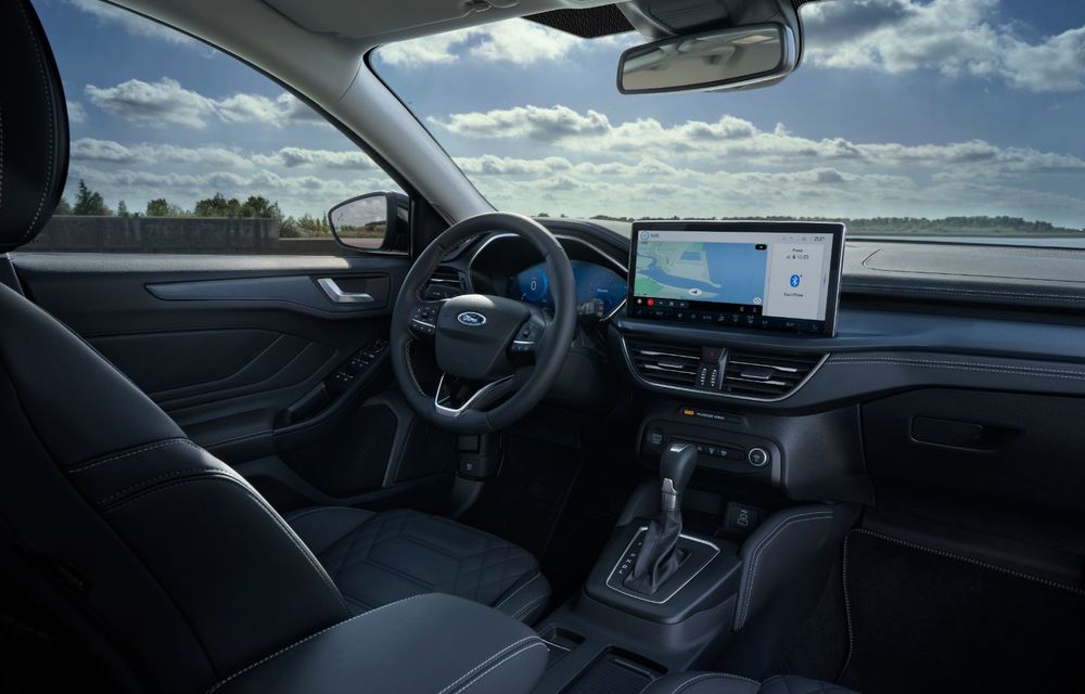 Ford Focus facelift: display central de 13.2 inch și preț de pornire de 15.300 de euro cu Rabla - Poza 22