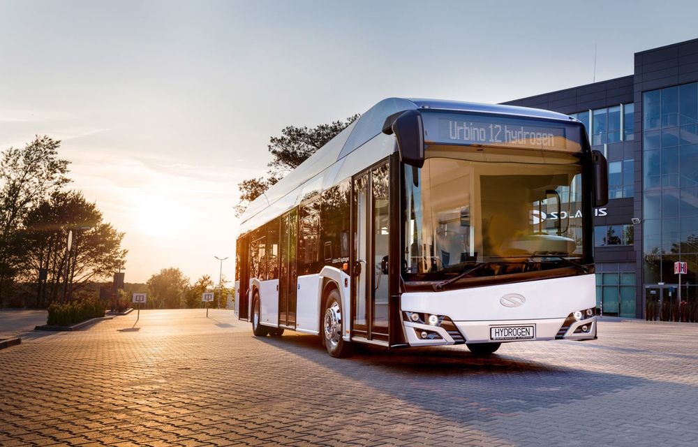 Un autobuz alimentat cu hidrogen va fi testat în 12 orașe din România - Poza 1