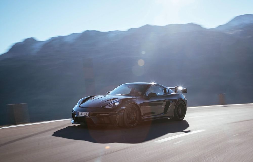 PREMIERĂ: Porsche Cayman GT4 RS. Mai rapid cu 23 de secunde pe Nurburgring decât Cayman GT4 - Poza 10