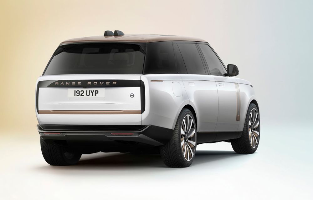 Acesta este noul Range Rover: versiuni hibride care merg 100 de km electric și filtru împotriva SARS-COV2 - Poza 4