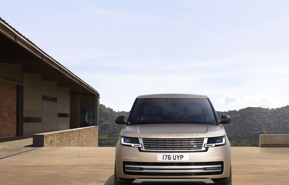 Acesta este noul Range Rover: versiuni hibride care merg 100 de km electric și filtru împotriva SARS-COV2 - Poza 14