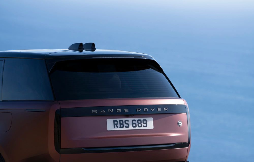 Acesta este noul Range Rover: versiuni hibride care merg 100 de km electric și filtru împotriva SARS-COV2 - Poza 21