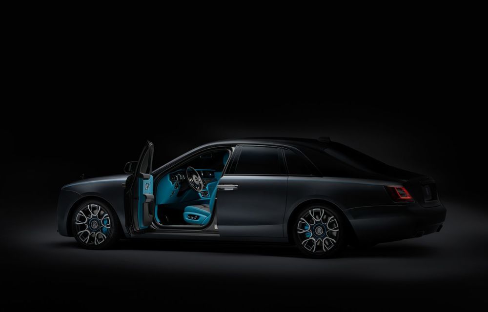 Noul Rolls-Royce Ghost Black Badge: 600 de cai putere și cea mai neagră culoare din industrie - Poza 8