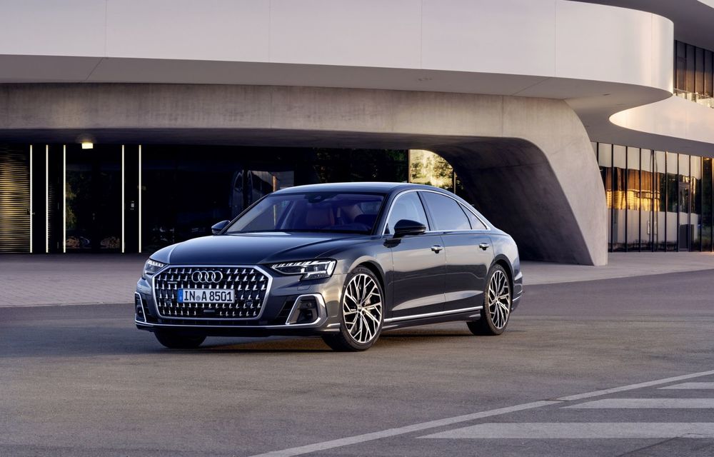 Audi prezintă noul A8 facelift: modificări estetice și, în premieră pe nava amiral, linie exterioară S Line - Poza 16