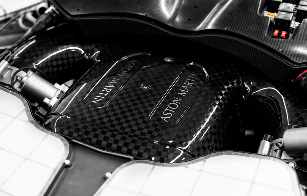 Aston Martin a început producția hypercar-ului Valkyrie. Primul exemplar a fost deja finalizat - Poza 11