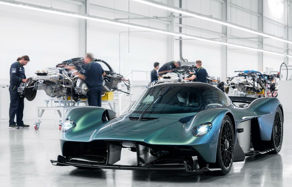 Aston Martin a început producția hypercar-ului Valkyrie. Primul exemplar a fost deja finalizat - Poza 1
