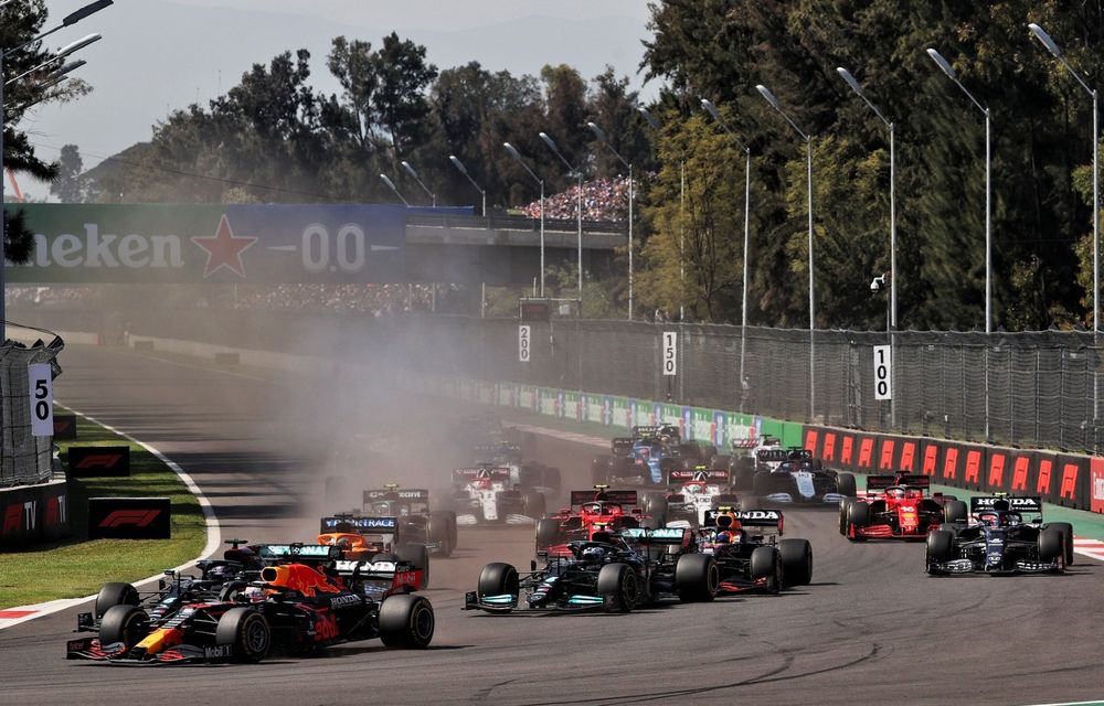 Max Verstappen, victorie în Mexic. Perez, primul podium în cursa de casă - Poza 2