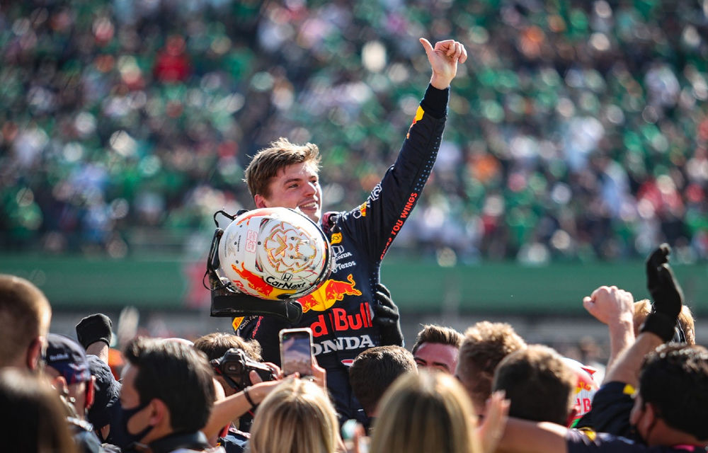 Max Verstappen, victorie în Mexic. Perez, primul podium în cursa de casă - Poza 1