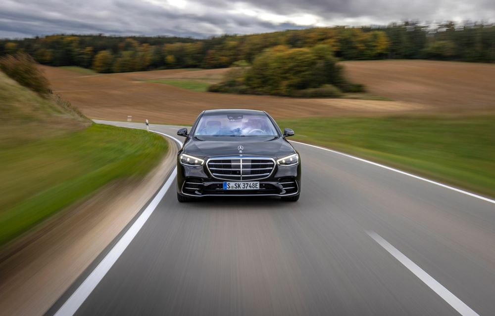 PREMIERĂ: Mercedes-Benz Clasa S Plug-in Hybrid, de-acum și cu tracțiune integrală - Poza 3