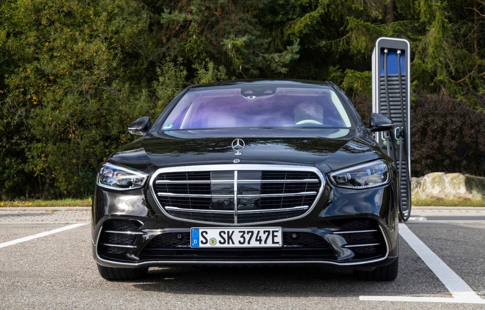 PREMIERĂ: Mercedes-Benz Clasa S Plug-in Hybrid, de-acum și cu tracțiune integrală - Poza 4