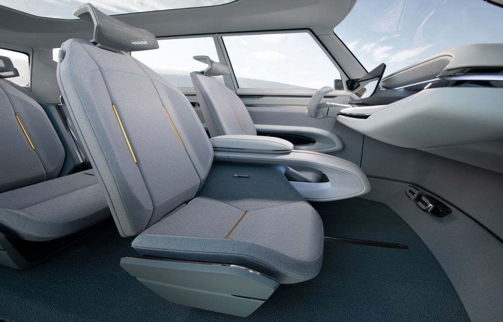 Kia prezintă conceptul EV9. Anunță un viitor SUV electric cu trei rânduri de scaune - Poza 15