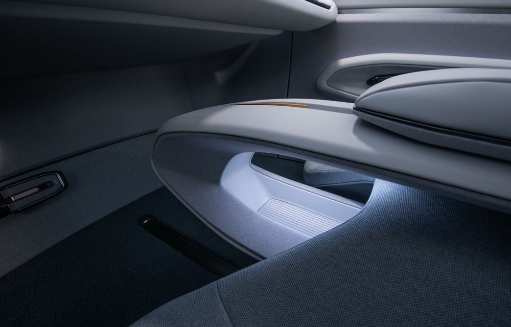 Kia prezintă conceptul EV9. Anunță un viitor SUV electric cu trei rânduri de scaune - Poza 18