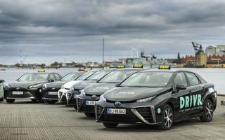 Toyota a livrat 100 de modele Mirai pentru serviciul public de taximetrie din Copenhaga