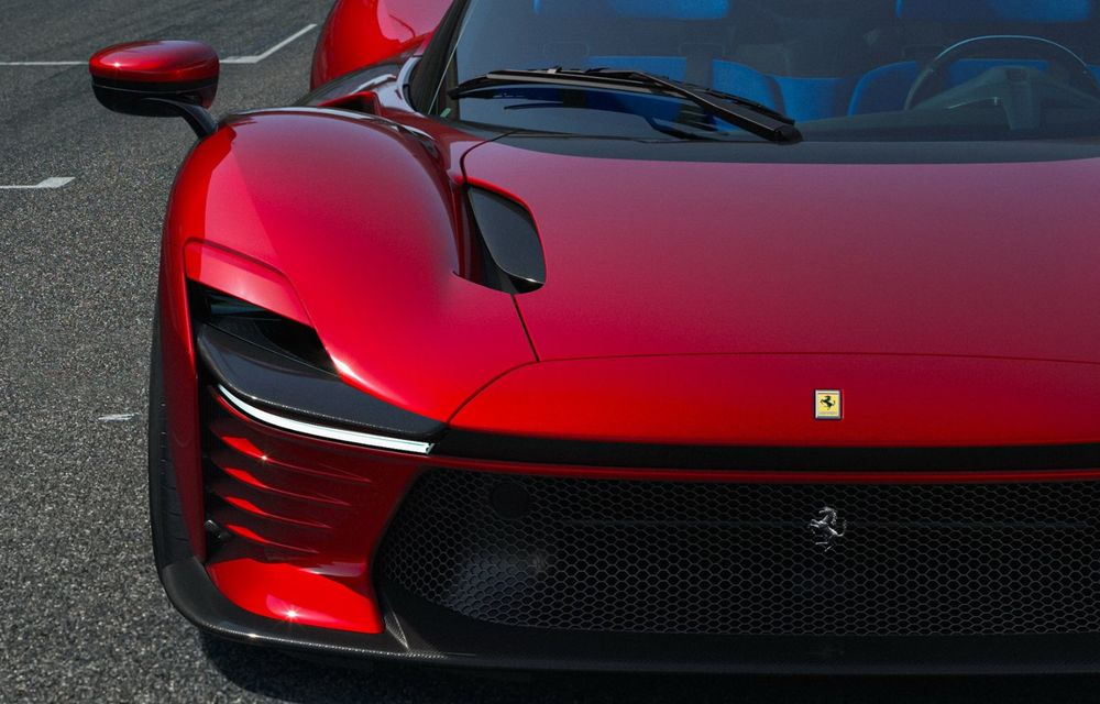 Noul Ferrari Daytona SP3: design retro, motor V12 cu 840 CP și producție limitată - Poza 13