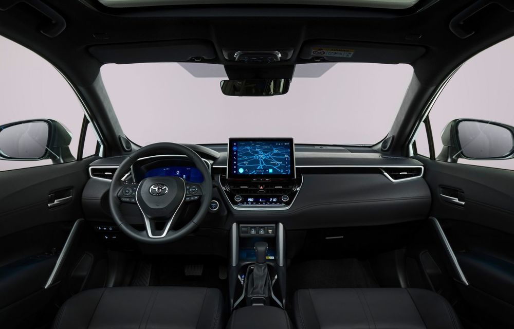 Noua Toyota Corolla Cross, dedicată publicului european: motor hibrid cu 199 CP și versiune cu tracțiune integrală - Poza 7