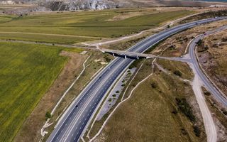 Un tronson din Autostrada Transilvania, construit în 16 luni, va fi dat în folosință mai devreme