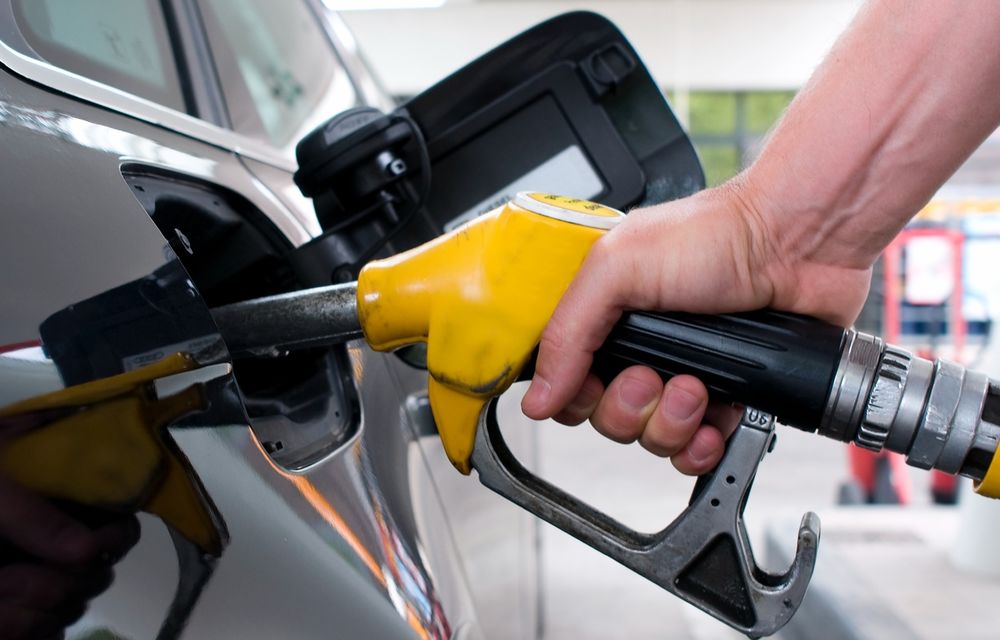 Cresc prețurile la benzină și motorină de la 1 ianuarie - Poza 1