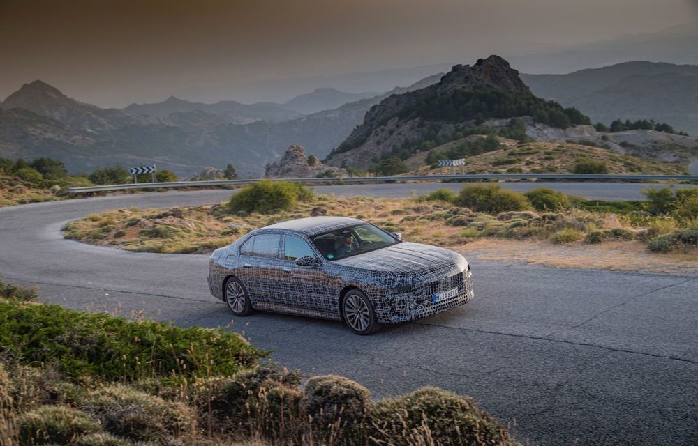 Imagini cu prototipul viitorului BMW i7. Sedanul electric de lux a a fost testat în diferite zone ale globului - Poza 14