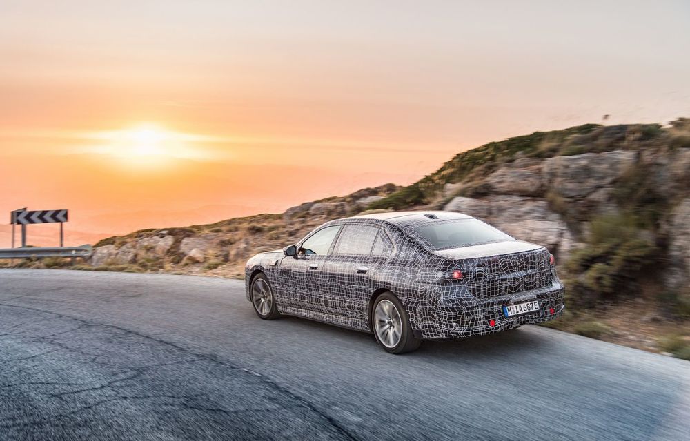 Imagini cu prototipul viitorului BMW i7. Sedanul electric de lux a a fost testat în diferite zone ale globului - Poza 18