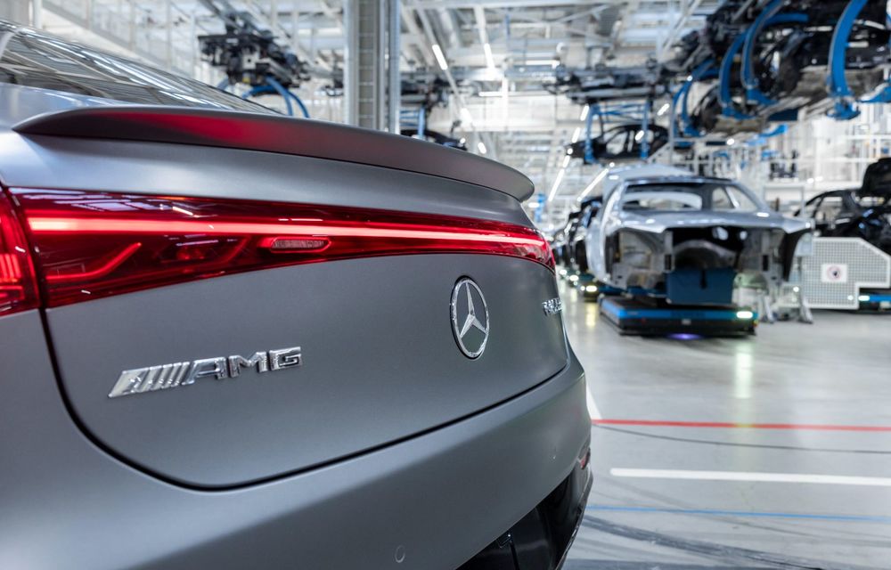 Primul Mercedes-AMG electric din istorie a intrat în producție. EQS 53 are până la 761 CP - Poza 3