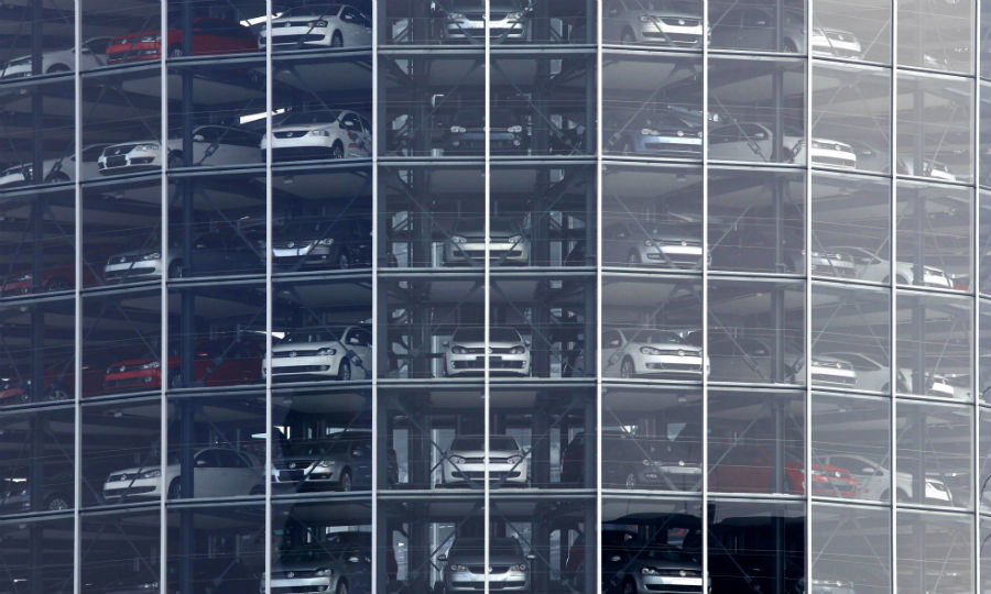 Volkswagen estimează o scădere a producției auto în 2022, din cauza crizei de semiconductori - Poza 1