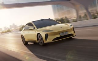 Rival pentru Tesla Model 3: Sedanul chinezesc Nio ET5 debutează cu peste 1.000 de km autonomie