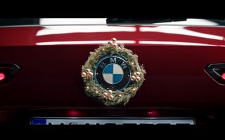 VIDEO: Audi, BMW, Chevrolet și Lamborghini s-au întrecut în reclame de Crăciun