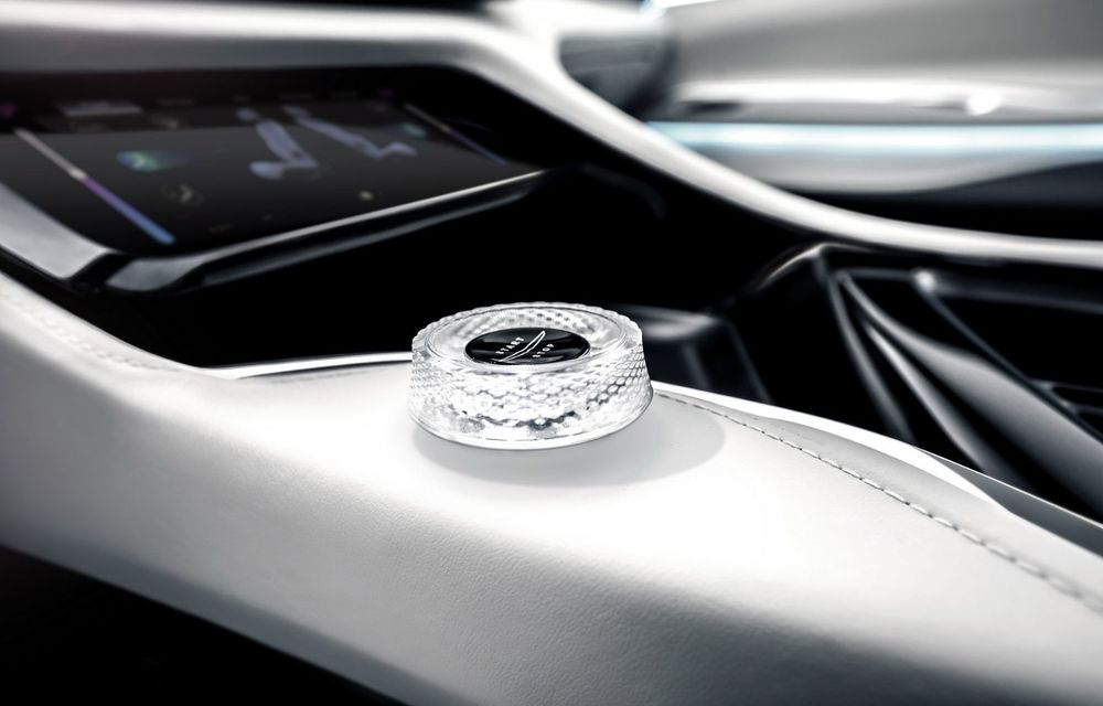 Chrysler prezintă conceptul electric Airflow. Din 2028, marca americană va fi pur electrică - Poza 16