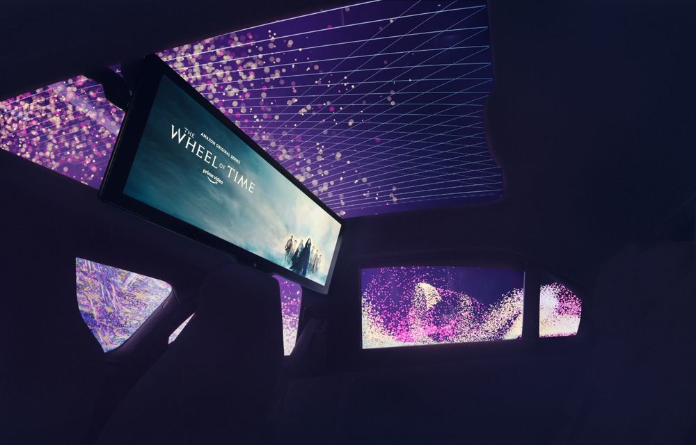 BMW prezintă noul Theatre Screen: un display 8K de 31 de inch pentru pasagerii din spate - Poza 3