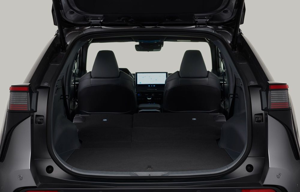 Noul SUV Toyota bZ4X inaugurează o gamă dedicată doar electricelor. Garanție de 10 ani pentru baterie - Poza 20