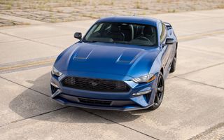 Viitoarea generație Ford Mustang va primi numai motoare cu hibridizare