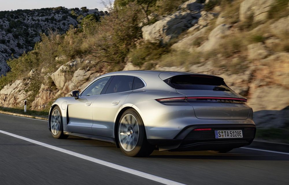 Noul Porsche Taycan Sport Turismo: până la 761 CP și autonomie maximă de 500 kilometri - Poza 1