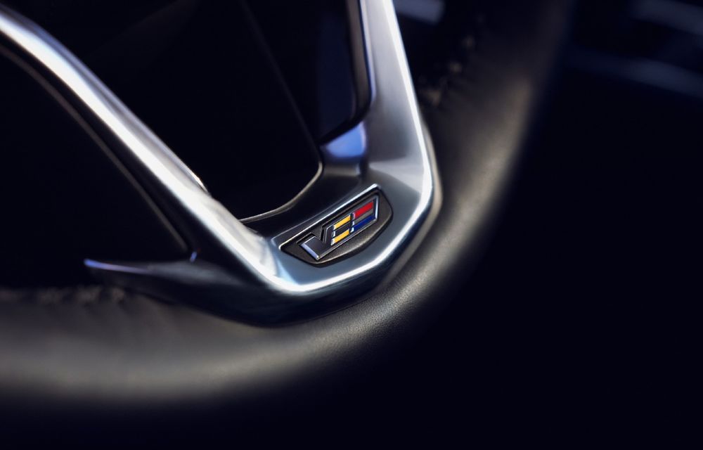 Noul Cadillac Escalade-V: un monstru cu motor V8, care țintește modelele BMW M și Mercedes-AMG - Poza 5