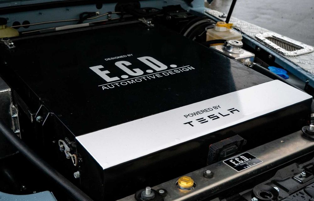 O companie americană montează motoare de Tesla pe Land Rover Defender - Poza 6
