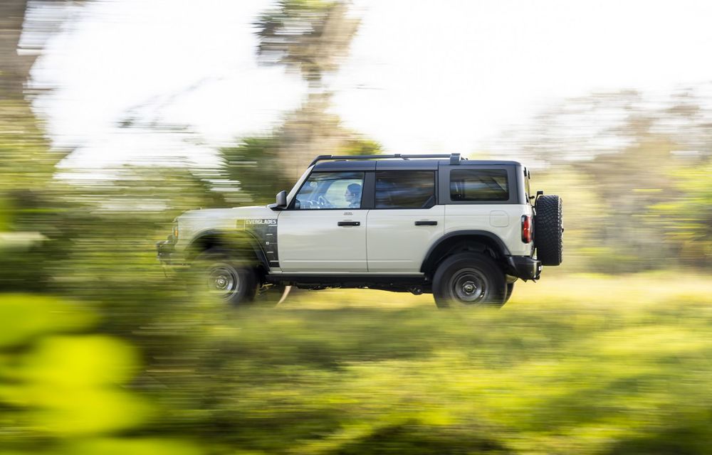 Ford prezintă noul Bronco Everglades: poate traversa prin apă adâncă de aproape un metru - Poza 10