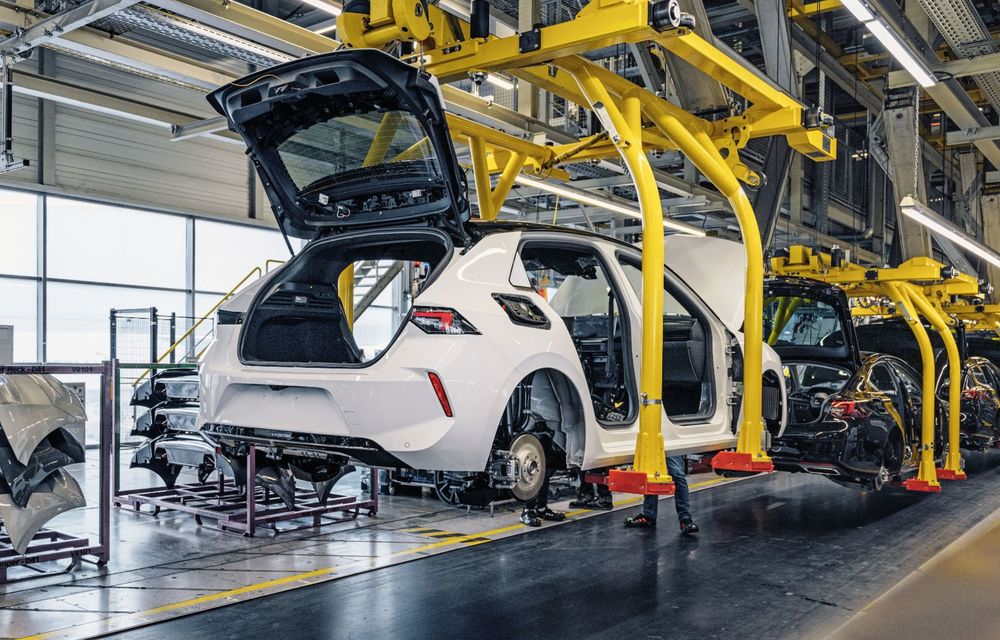 Noua generație Opel Astra a intrat în producție. Livrările încep în această primăvară - Poza 4