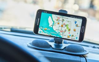 Statul român va dezvolta o aplicație asemănătoare cu Waze. Problemele și accidentele vor putea fi raportate de șoferi