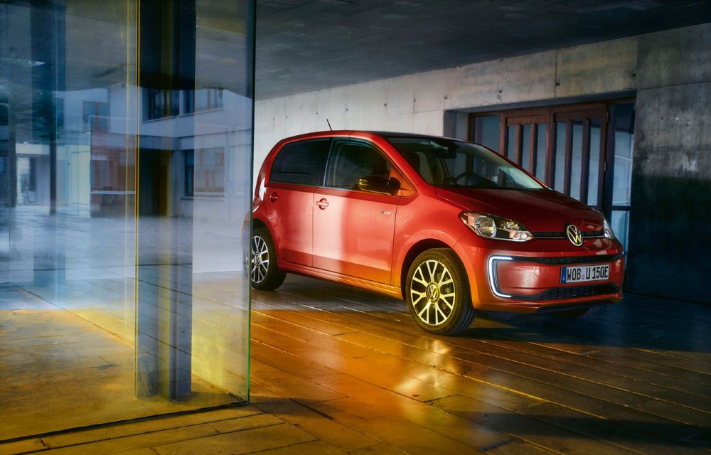 Volkswagen redeschide comenzile pentru e-up! în România. Prețul a crescut cu 3000 de euro - Poza 1