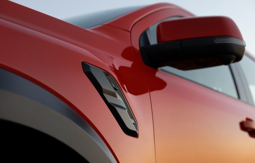 Noua generație Ford Ranger Raptor: V6 twin-turbo, pe benzină, 288 CP și diferențiale blocabile - Poza 33