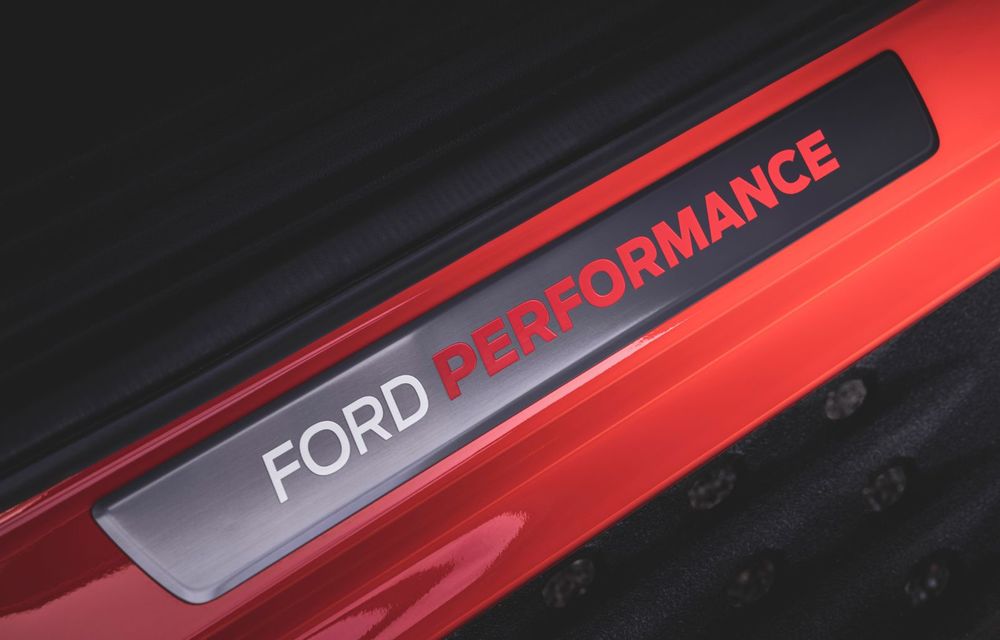 Noua generație Ford Ranger Raptor: V6 twin-turbo, pe benzină, 288 CP și diferențiale blocabile - Poza 32