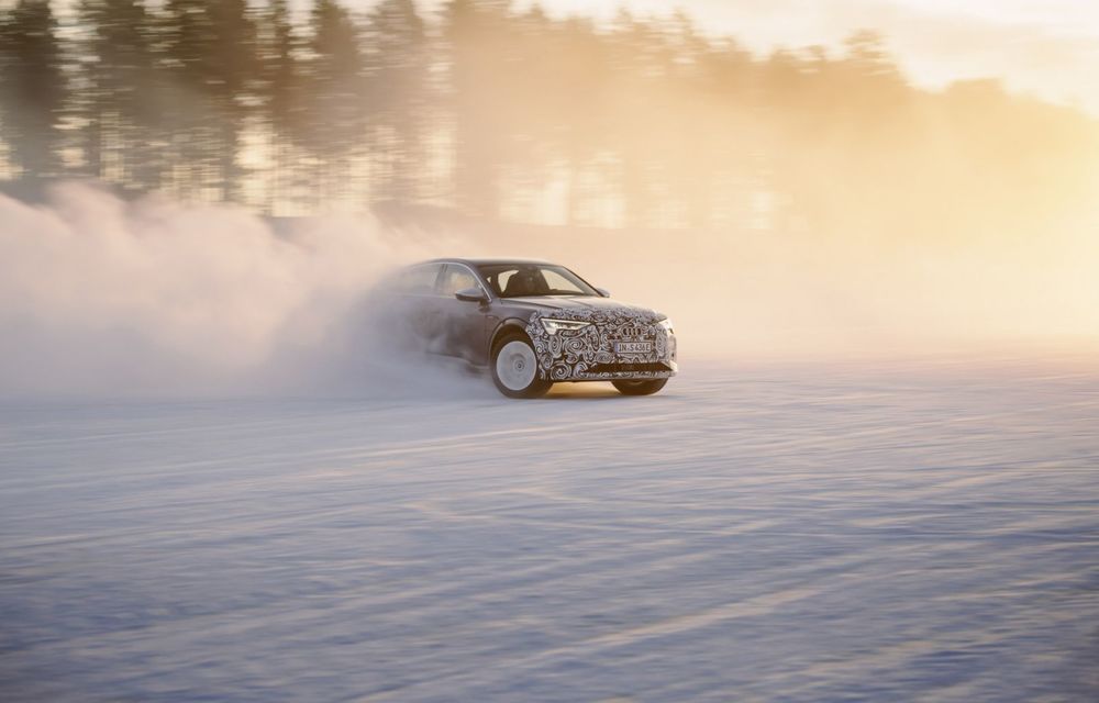 OFICIAL: Imagini cu viitorul Audi e-tron Sportback facelift în timpul testelor de iarnă - Poza 10