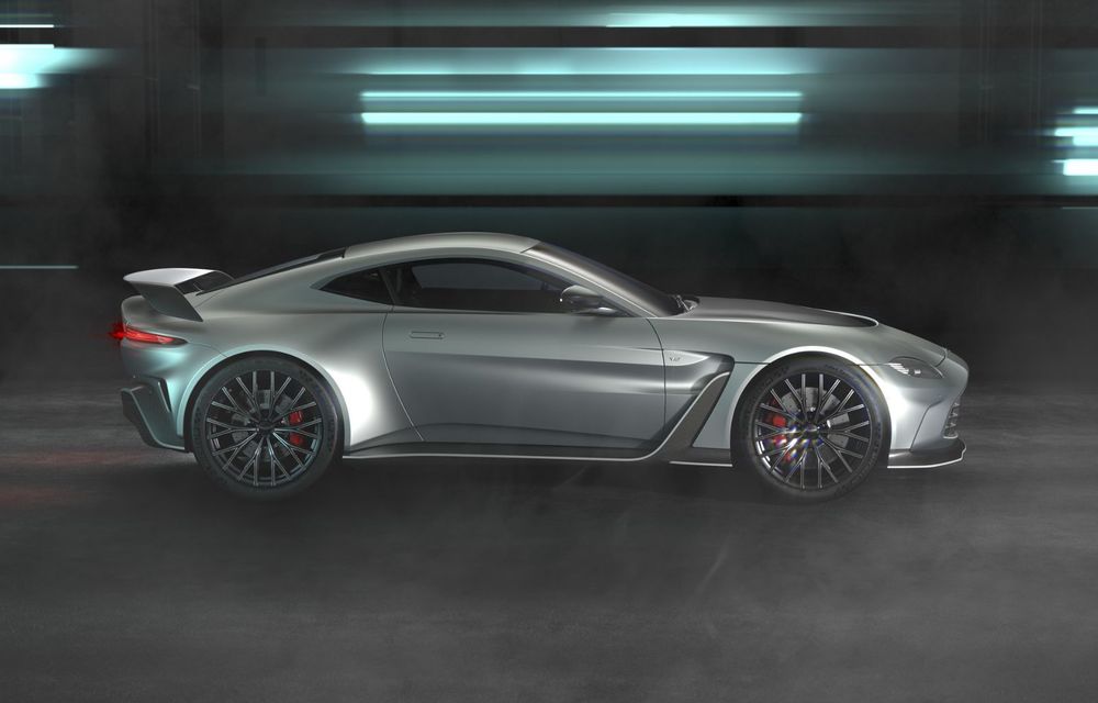 Aston Martin prezintă noul Vantage V12: 700 CP și producție limitată la 333 de exemplare - Poza 3