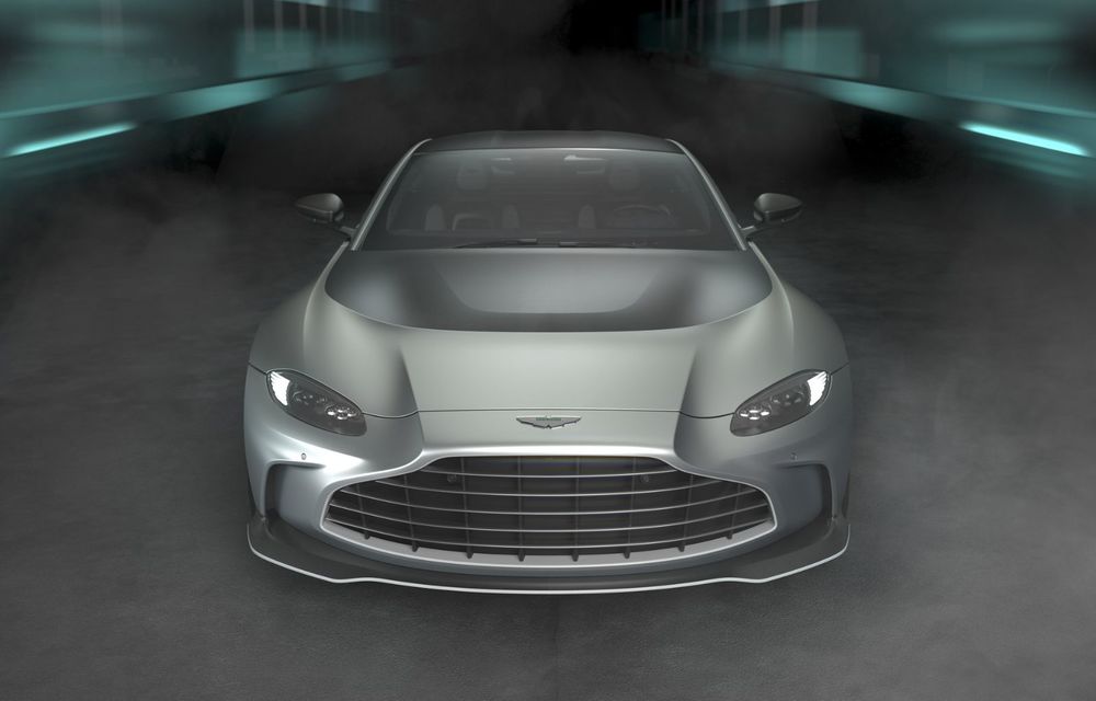 Aston Martin prezintă noul Vantage V12: 700 CP și producție limitată la 333 de exemplare - Poza 2