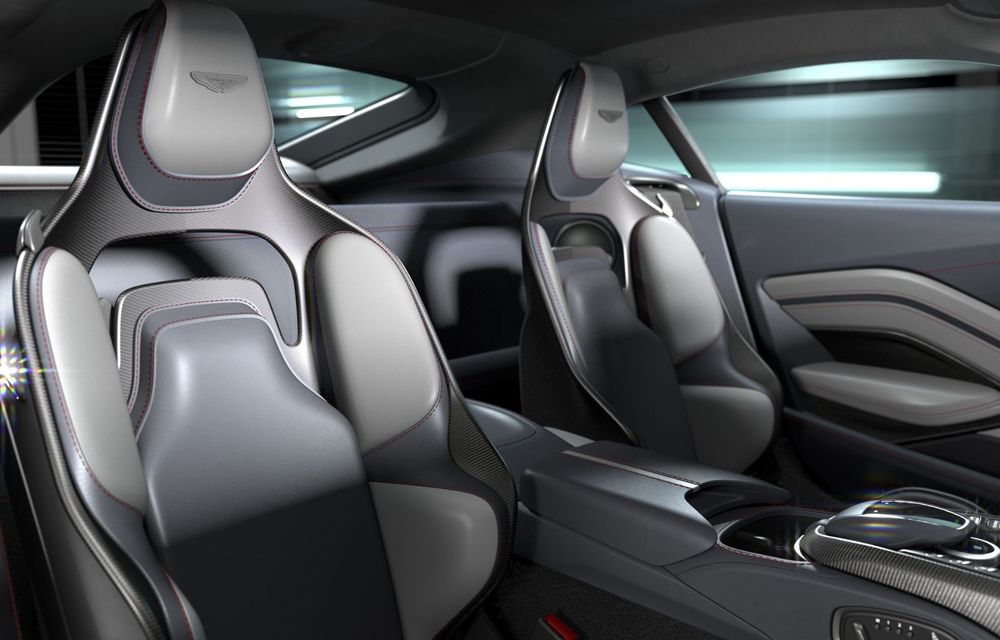Aston Martin prezintă noul Vantage V12: 700 CP și producție limitată la 333 de exemplare - Poza 11