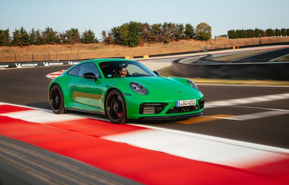 Porsche va lansa un înlocuitor electric pentru 718 Cayman în 2025. Versiune hibridă pentru 911, confirmată - Poza 3