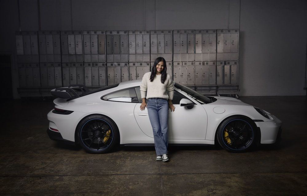 Emma Răducanu, jucătoarea de tenis cu origini românești, a devenit ambasador Porsche - Poza 7