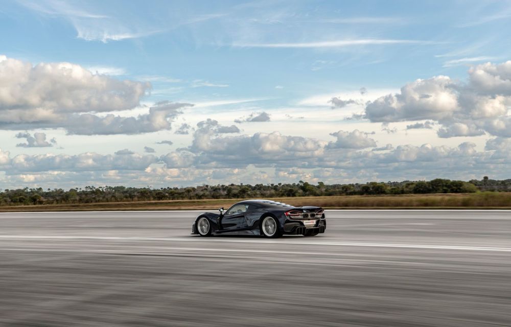 Hennessey Venom F5 a atins 437 km/h în cea mai recentă încercare de a depăși bariera celor 300 mph - Poza 4