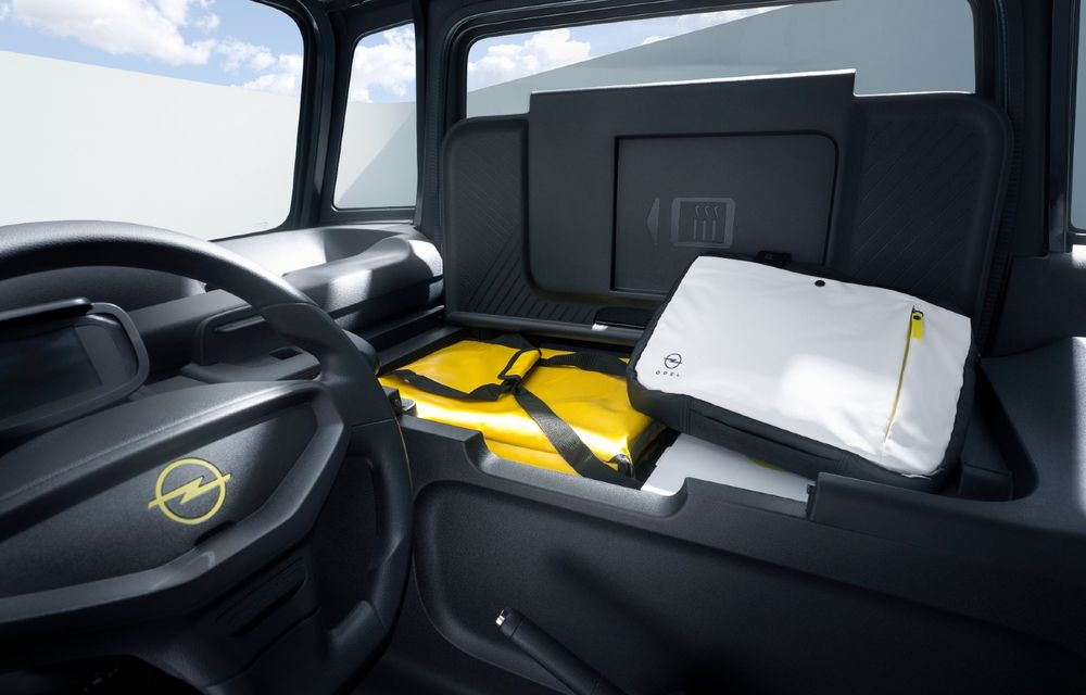 Opel Rocks-e primește o versiune de transport marfă, Rocks-e Kargo. Volum de încărcare de 400 de litri - Poza 7