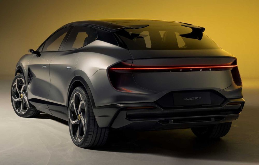 Lotus prezintă noul SUV electric Eletre: cel puțin 600 CP și 600 km autonomie - Poza 10